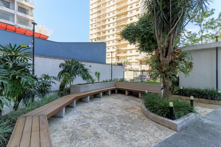 Apartamento à venda com 81m², 2 quartos e sem vagaÁrea comum
