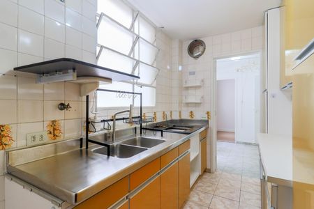 Apartamento à venda com 81m², 2 quartos e sem vagaCozinha 