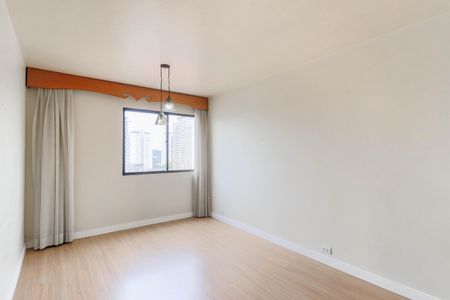 Apartamento à venda com 81m², 2 quartos e sem vagaSala 