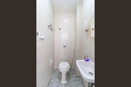 Apartamento à venda com 81m², 2 quartos e sem vagaBanheiro de Serviço