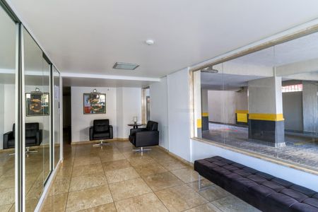 Apartamento à venda com 81m², 2 quartos e sem vagaÁrea comum