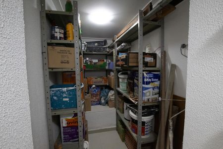 Casa à venda com 300m², 5 quartos e 3 vagasdispensa