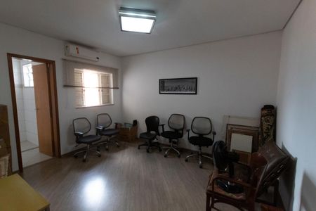 Casa à venda com 300m², 5 quartos e 3 vagasBanheiro da Suíte 3