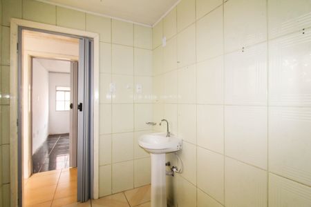 Casa para alugar com 120m², 2 quartos e 2 vagas Casa para alugar com 120m², 2 quartos e 2 vagasBanheiro Social