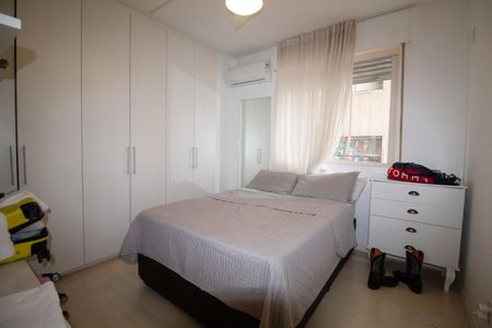 Apartamento à venda com 160m², 3 quartos e 2 vagasQuarto 1