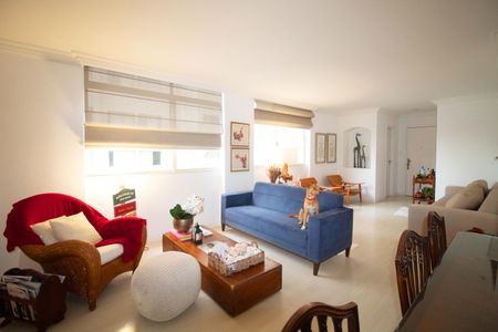 Apartamento à venda com 3 quartos, 160m² em Cerqueira César, São Paulo