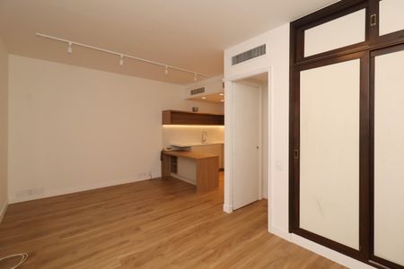 Studio para alugar com 34m², 1 quarto e 1 vagaStudio