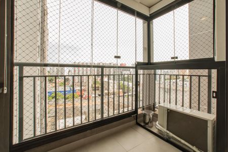 Sacada de kitnet/studio para alugar com 1 quarto, 35m² em Mirandópolis, São Paulo