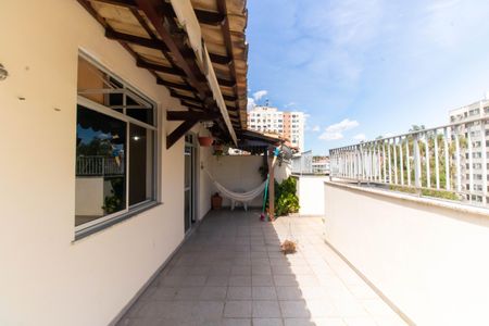 Apartamento à venda com 129m², 3 quartos e 2 vagas Apartamento à venda com 129m², 3 quartos e 2 vagasCobertura