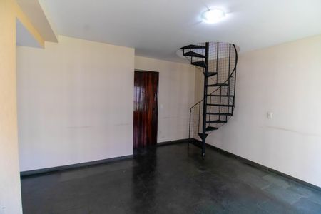 Apartamento à venda com 129m², 3 quartos e 2 vagas Apartamento à venda com 129m², 3 quartos e 2 vagasSala