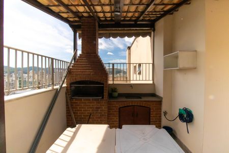 Apartamento à venda com 129m², 3 quartos e 2 vagas Apartamento à venda com 129m², 3 quartos e 2 vagasCobertura