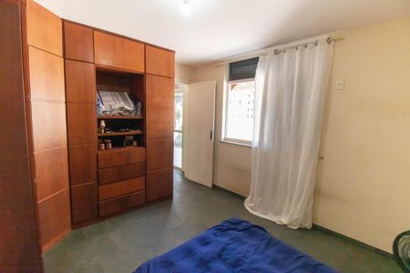 Apartamento à venda com 129m², 3 quartos e 2 vagas Apartamento à venda com 129m², 3 quartos e 2 vagasSuíte