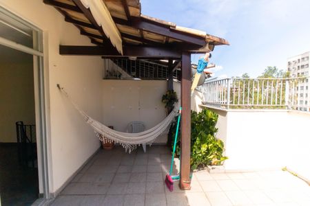 Apartamento à venda com 129m², 3 quartos e 2 vagas Apartamento à venda com 129m², 3 quartos e 2 vagasCobertura