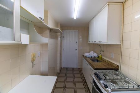 Apartamento à venda com 129m², 3 quartos e 2 vagasCozinha e Área de Serviço