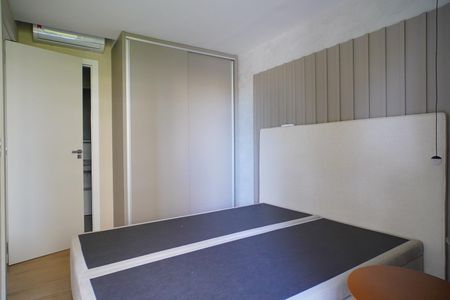 Quarto suíte  de apartamento para alugar com 1 quarto, 42m² em Boa Vista, Porto Alegre