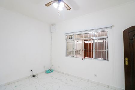 Sala de casa para alugar com 3 quartos, 130m² em Jardim Casablanca, São Paulo