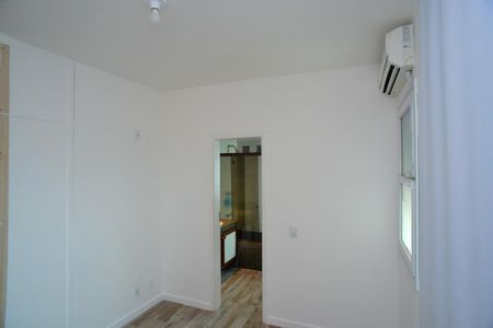 Apartamento para alugar com 156m², 4 quartos e 2 vagas Apartamento para alugar com 156m², 4 quartos e 2 vagasSuíte Principal