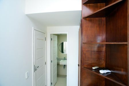 Apartamento para alugar com 156m², 4 quartos e 2 vagas Apartamento para alugar com 156m², 4 quartos e 2 vagasSuíte 2