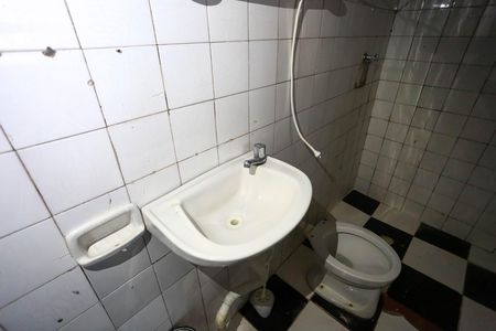 Casa para alugar com 60m², 1 quarto e sem vaga Casa para alugar com 60m², 1 quarto e sem vagaBanheiro