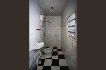 Casa para alugar com 60m², 1 quarto e sem vaga Casa para alugar com 60m², 1 quarto e sem vagaBanheiro