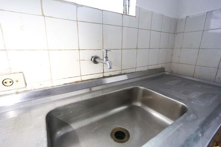cozinha de casa para alugar com 1 quarto, 60m² em Parque Pinheiros, Taboão da Serra