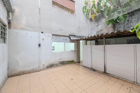 Studio para alugar com 60m², 1 quarto e sem vagaQuintal