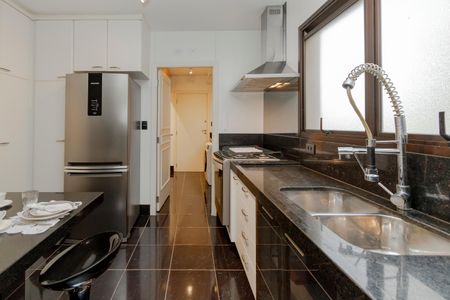 Apartamento à venda com 121m², 3 quartos e 3 vagasCozinha