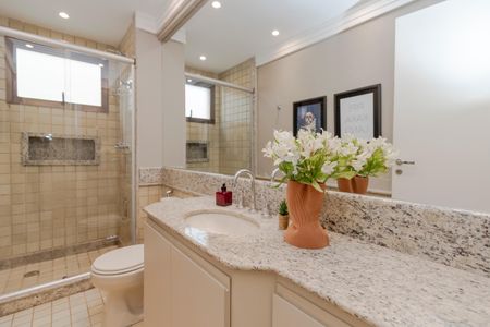 Apartamento à venda com 121m², 3 quartos e 3 vagasBanheiro