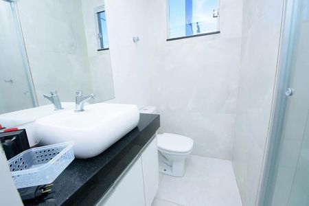 Banheiro de apartamento para alugar com 2 quartos, 48m² em Paulicéia, São Bernardo do Campo