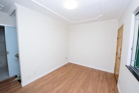Sala de apartamento para alugar com 2 quartos, 48m² em Paulicéia, São Bernardo do Campo