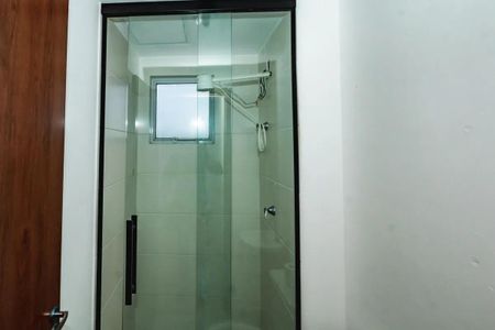 Banheiro  de apartamento para alugar com 2 quartos, 63m² em Paulicéia, São Bernardo do Campo