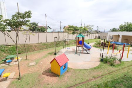 Apartamento para alugar com 42m², 2 quartos e sem vagaÁrea comum - Playground