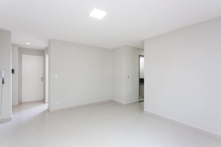 Sala de apartamento para alugar com 3 quartos, 70m² em Cidade Antônio Estevão de Carvalho, São Paulo