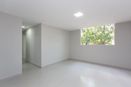 Sala de apartamento para alugar com 3 quartos, 70m² em Cidade Antônio Estevão de Carvalho, São Paulo