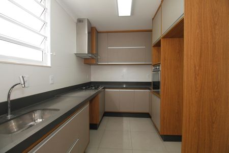 Apartamento à venda com 92m², 2 quartos e 1 vagaCozinha