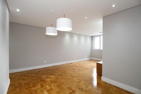 Apartamento à venda com 92m², 2 quartos e 1 vagaSala 