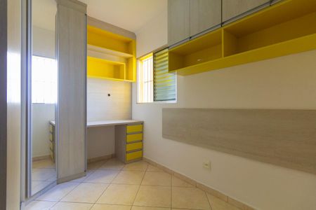 Casa para alugar com 75m², 3 quartos e 2 vagasQuarto 2