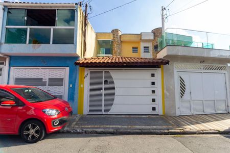 Casa para alugar com 75m², 3 quartos e 2 vagasFachada