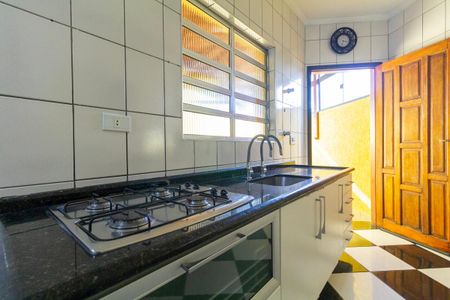 Casa para alugar com 75m², 3 quartos e 2 vagasCozinha