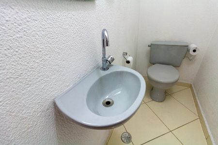 Casa para alugar com 75m², 3 quartos e 2 vagasLavabo