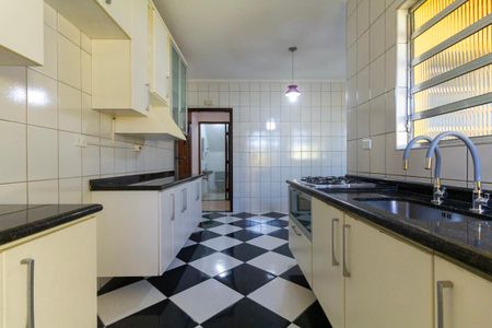 Casa para alugar com 75m², 3 quartos e 2 vagasCozinha