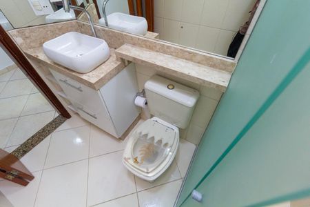 Casa para alugar com 75m², 3 quartos e 2 vagasBanheiro