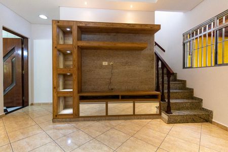 Casa para alugar com 75m², 3 quartos e 2 vagasSala