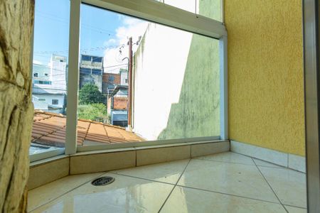 Sacada de casa para alugar com 3 quartos, 75m² em Jardim Arize, São Paulo