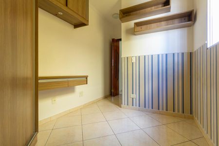 Casa para alugar com 75m², 3 quartos e 2 vagasQuarto 3