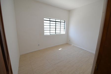 Casa para alugar com 80m², 2 quartos e 2 vagasQuarto 2