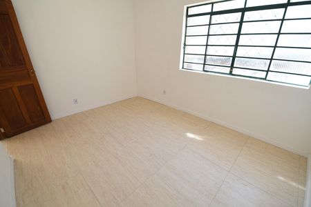 Casa para alugar com 80m², 2 quartos e 2 vagasQuarto 2