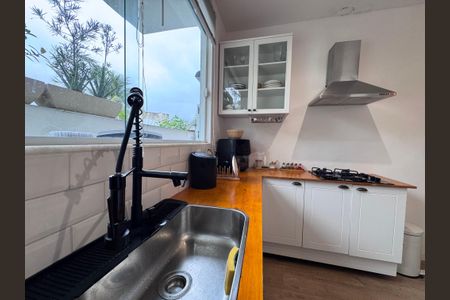 Casa de condomínio para alugar com 55m², 2 quartos e 2 vagas Casa de condomínio para alugar com 55m², 2 quartos e 2 vagasCozinha