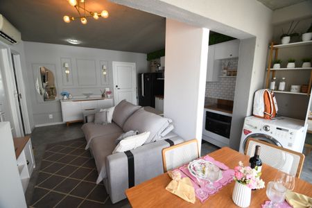 Sala de apartamento à venda com 1 quarto, 40m² em Cambuí, Campinas