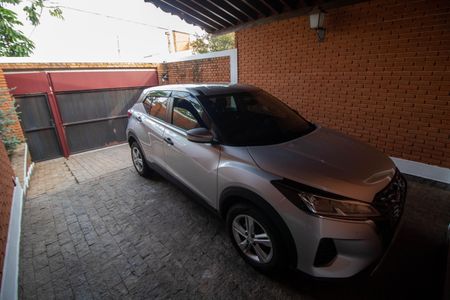 Casa para alugar com 200m², 3 quartos e 3 vagasÁREA EXTERNA  FRENTE/GARAGEM